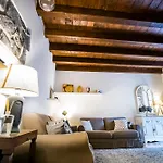 Gianna San Fedele Apartament